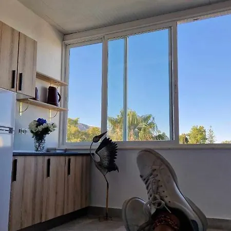 La Escondida Estudio Vista A La Naturaleza